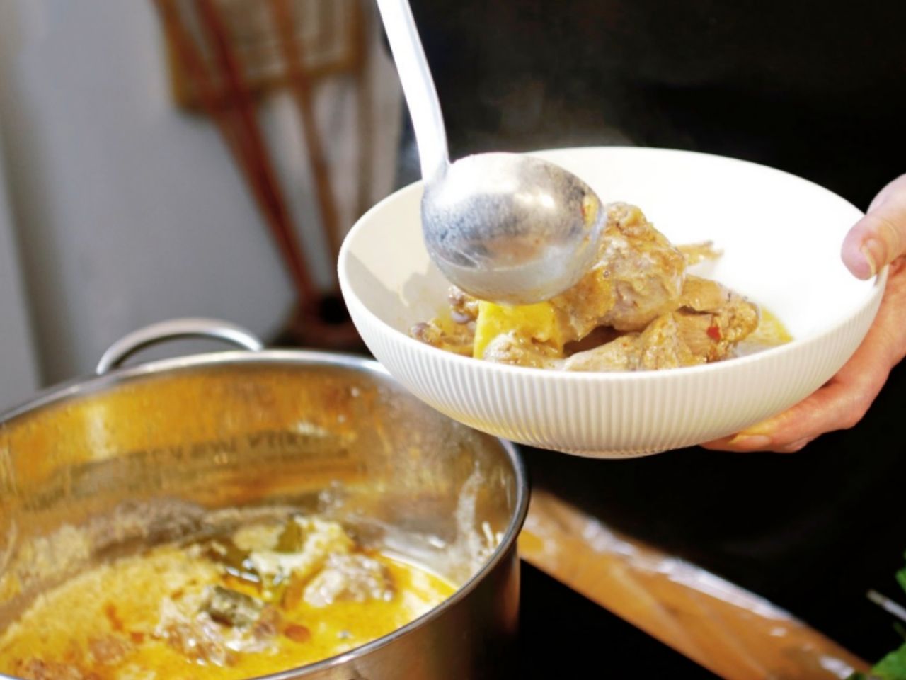 Thai Cooking Class with Market Visit